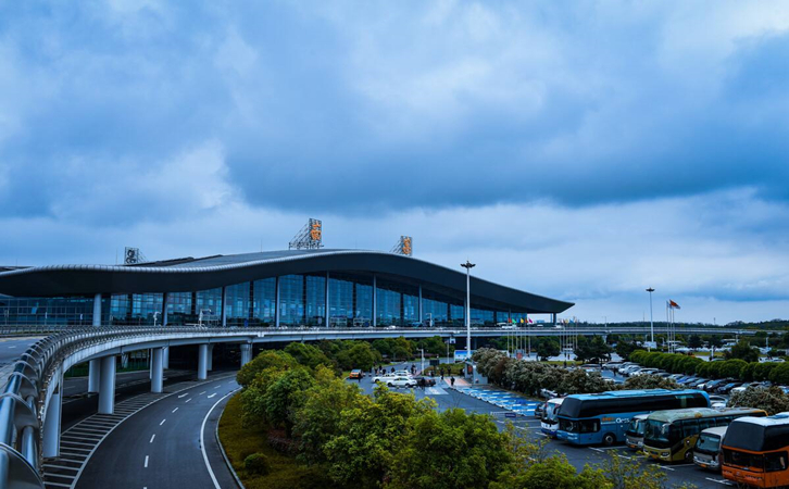 巴音郭楞空运南昌机场当天达